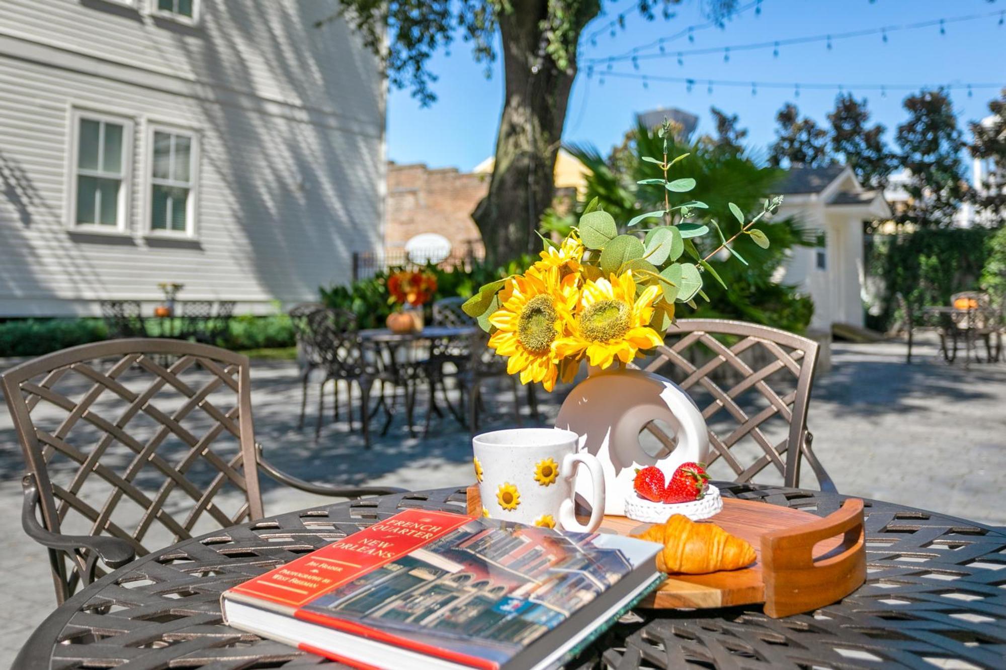Hosteeva 3 Bedroom Cottage Close To St Charles 5 M Ride To Fq New Orleans  Kültér fotó